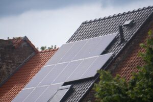 Elektros baterija namams: kokios talpos reikia ir kada investicija atsiperka?
